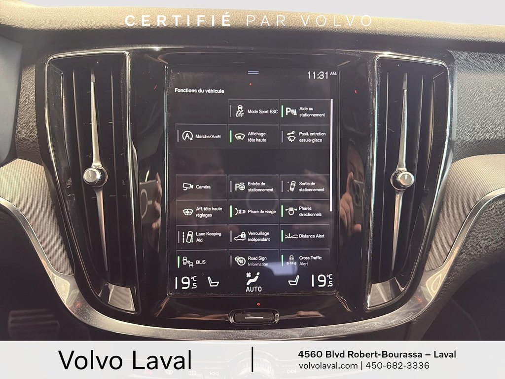 Volvo V60 R-Design 2020 à Laval, Québec - 16 - w1024h768px