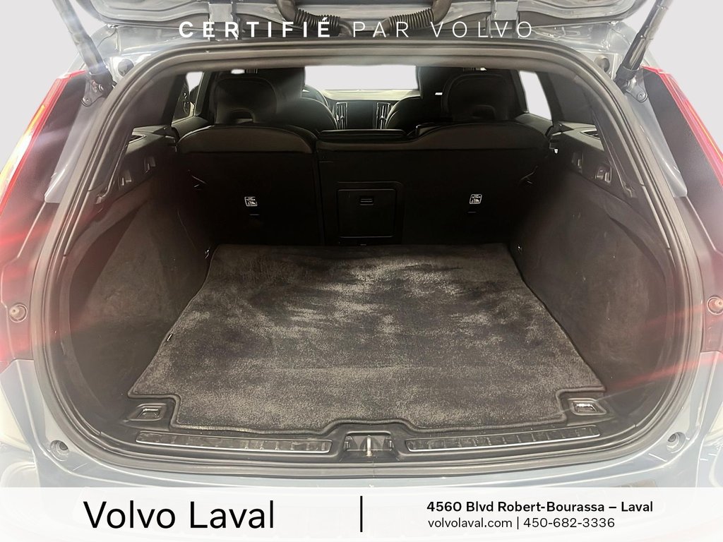 Volvo V60 R-Design 2022 à Brossard, Québec - 20 - w1024h768px