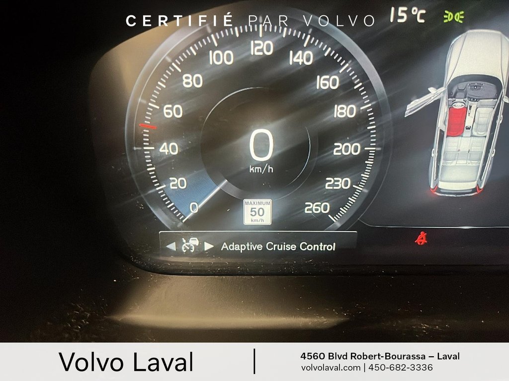 Volvo V60 R-Design 2022 à Brossard, Québec - 13 - w1024h768px