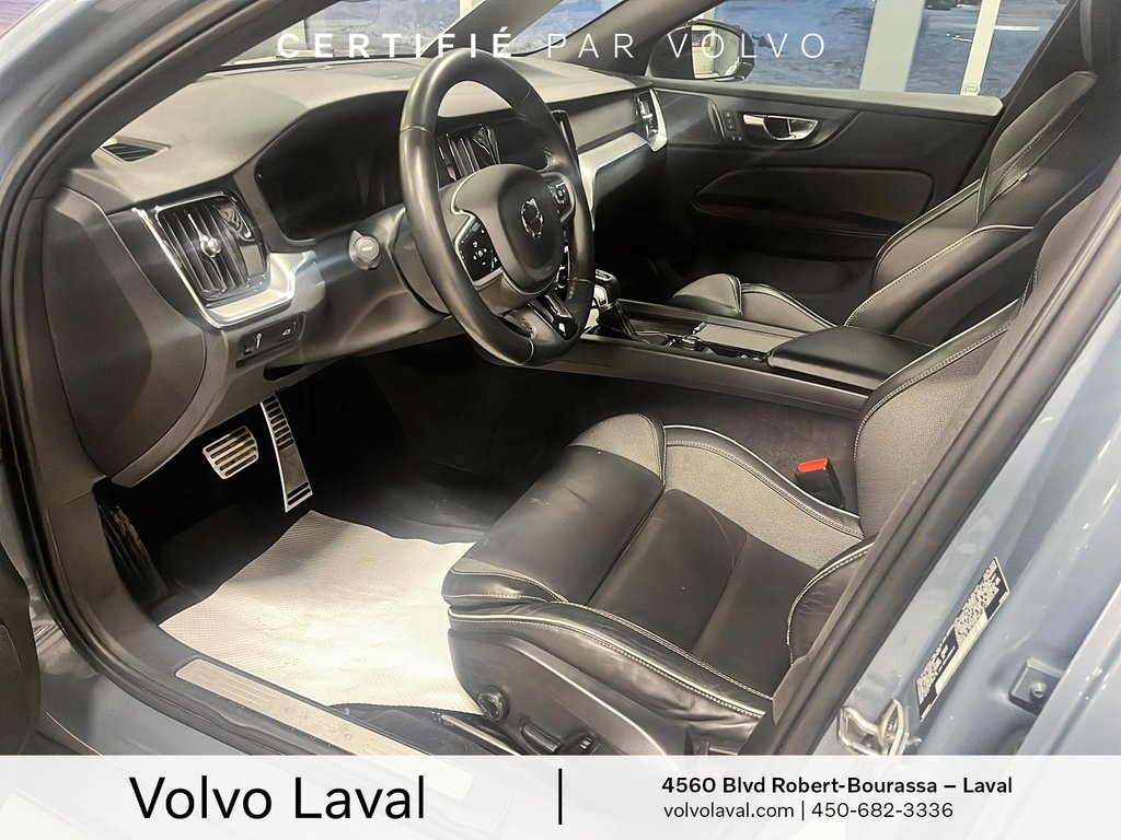 Volvo V60 R-Design 2022 à Brossard, Québec - 8 - w1024h768px