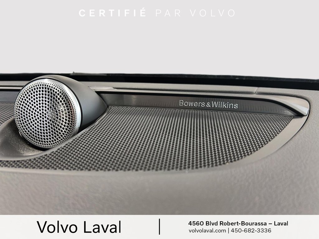 2023 Volvo V60 Ultimate Dark Theme in Laval, Quebec - 12 - w1024h768px