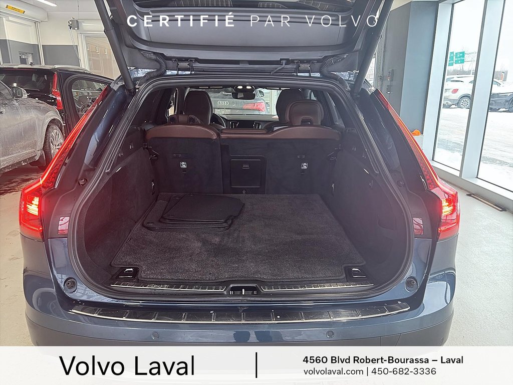 Volvo V90 Cross Country Plus 2023 à Laval, Québec - 15 - w1024h768px
