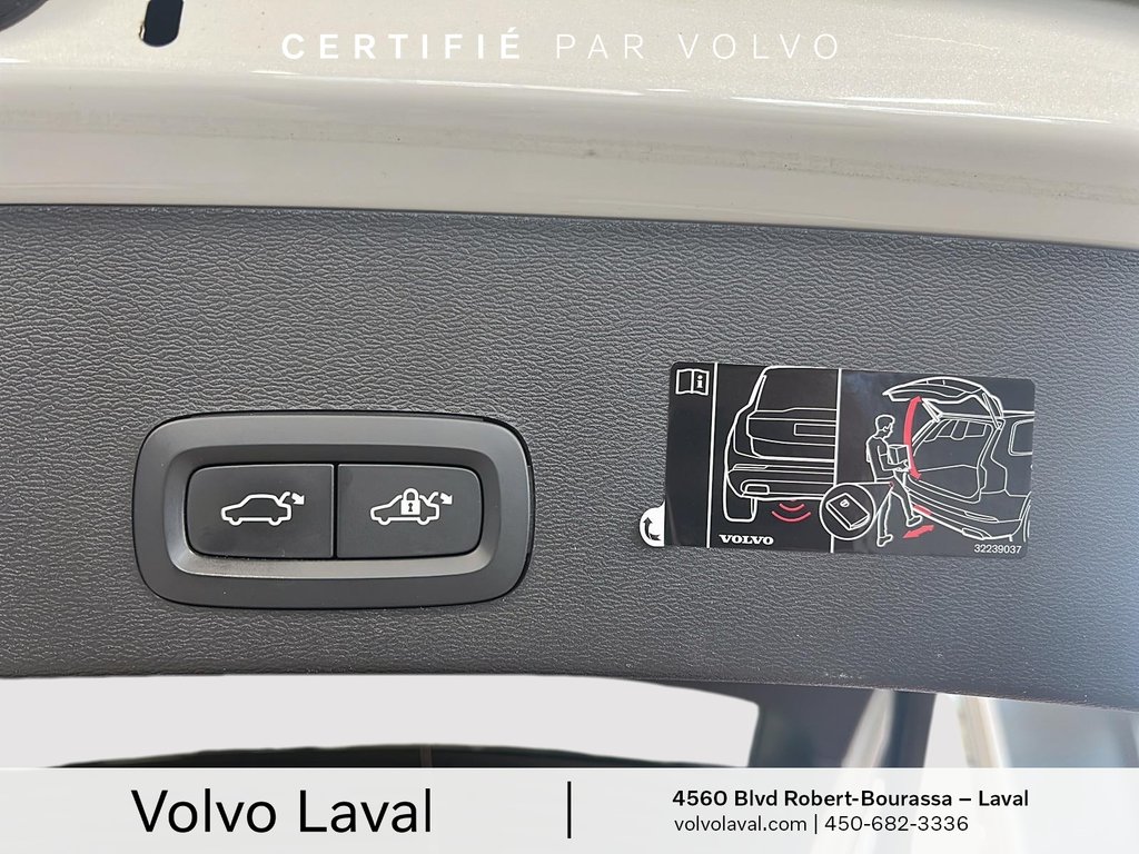 2022 Volvo XC40 Recharge Pure Electric Plus in Laval, Quebec - 17 - w1024h768px