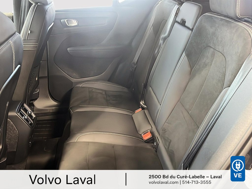 Volvo XC40 Recharge Pure Electric Plus 2022 à Brossard, Québec - 19 - w1024h768px