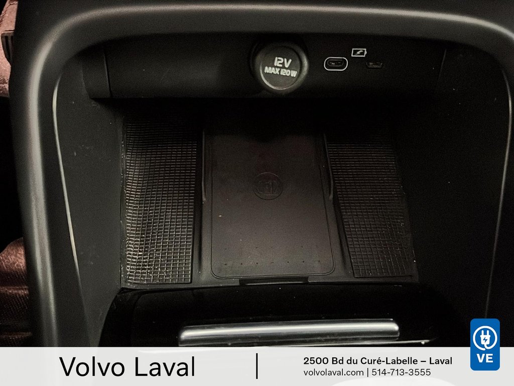 Volvo XC40 Recharge Pure Electric Core 2024 à Brossard, Québec - 14 - w1024h768px