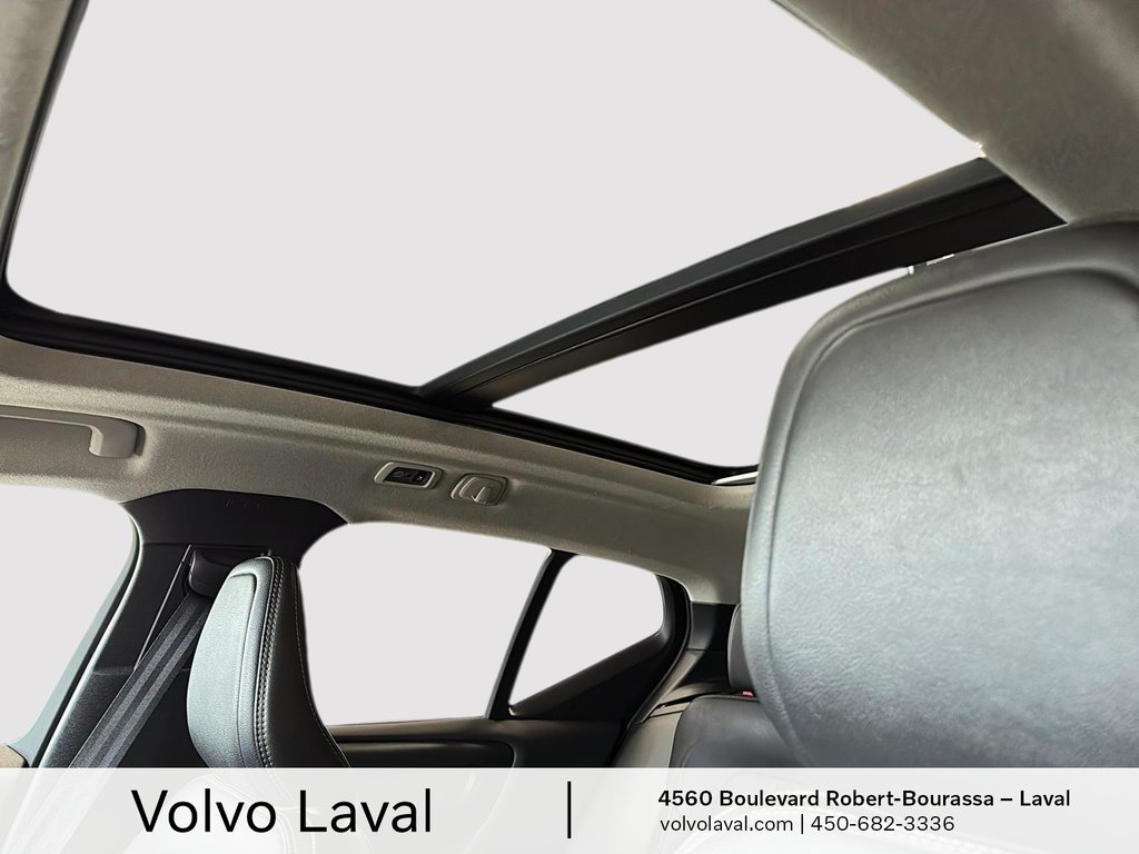 Volvo XC40 Momentum 2020 à Laval, Québec - 9 - w1024h768px