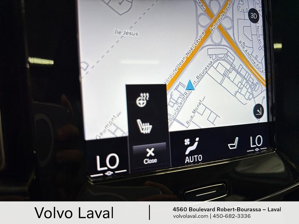 Volvo XC40 Momentum 2020 à Laval, Québec - 14 - w1024h768px