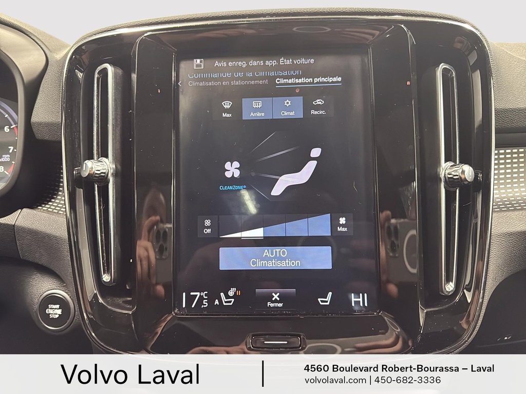 Volvo XC40 R-Design 2020 à Laval, Québec - 15 - w1024h768px