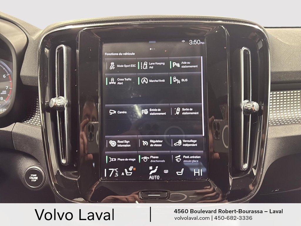 Volvo XC40 R-Design 2020 à Laval, Québec - 16 - w1024h768px