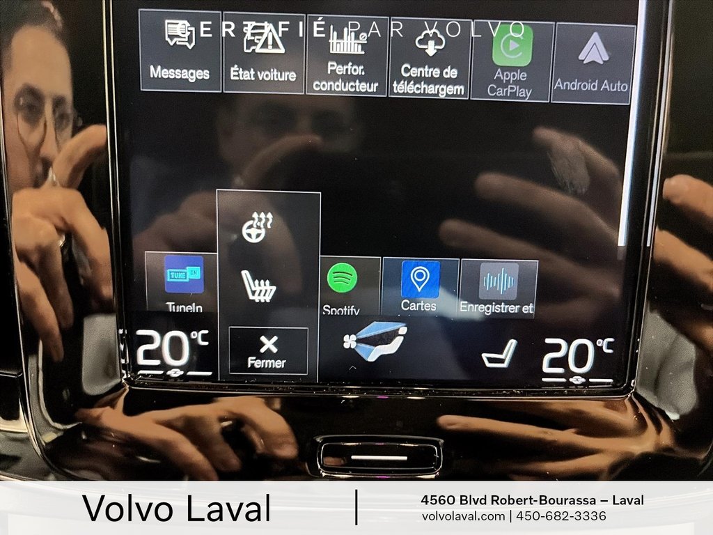 2020 Volvo XC40 Momentum in Laval, Quebec - 10 - w1024h768px