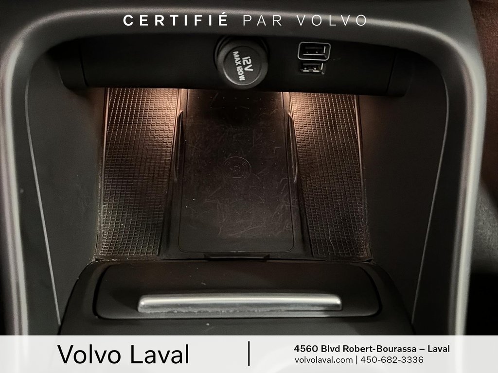 2020 Volvo XC40 Momentum in Laval, Quebec - 11 - w1024h768px