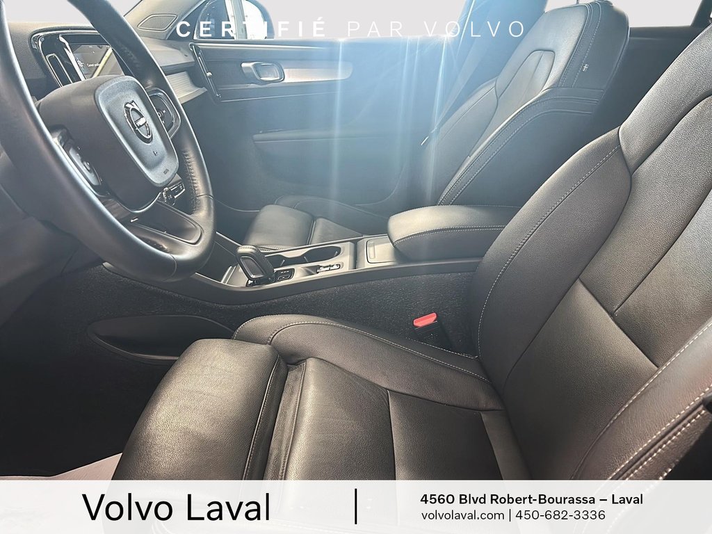 Volvo XC40 Momentum 2021 à Laval, Québec - 10 - w1024h768px