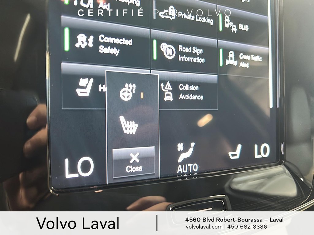 Volvo XC40 Momentum 2021 à Laval, Québec - 17 - w1024h768px