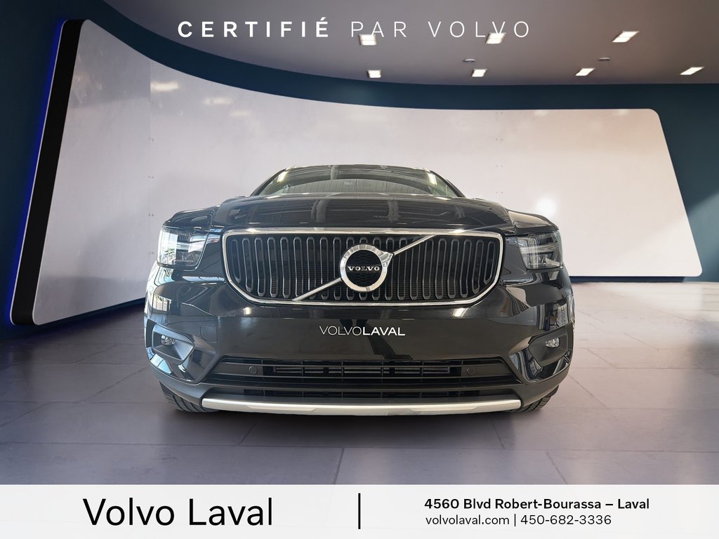 Volvo XC40 Momentum 2021 à Laval, Québec - 2 - w1024h768px