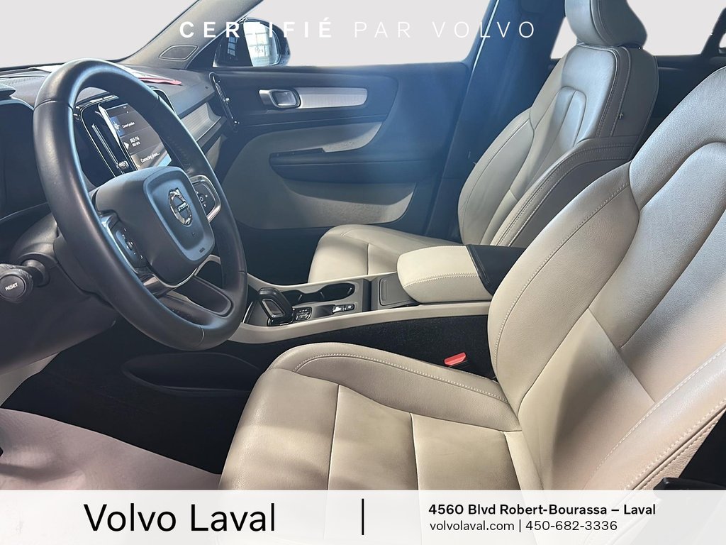 Volvo XC40 Momentum 2021 à Laval, Québec - 10 - w1024h768px