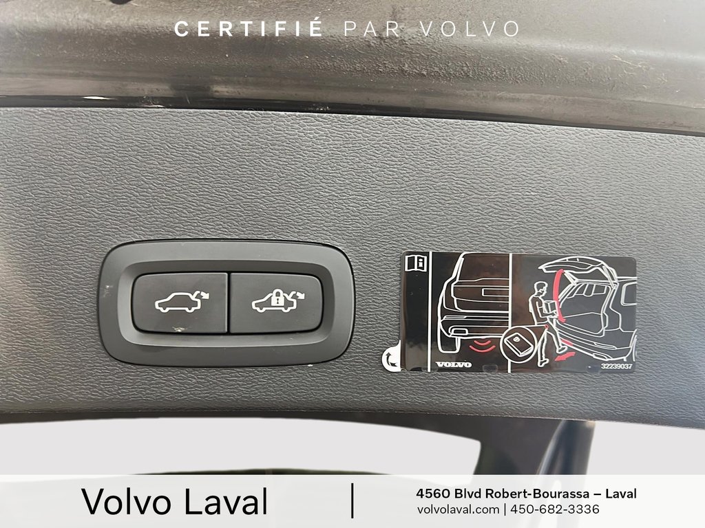 Volvo XC40 Momentum 2021 à Laval, Québec - 21 - w1024h768px