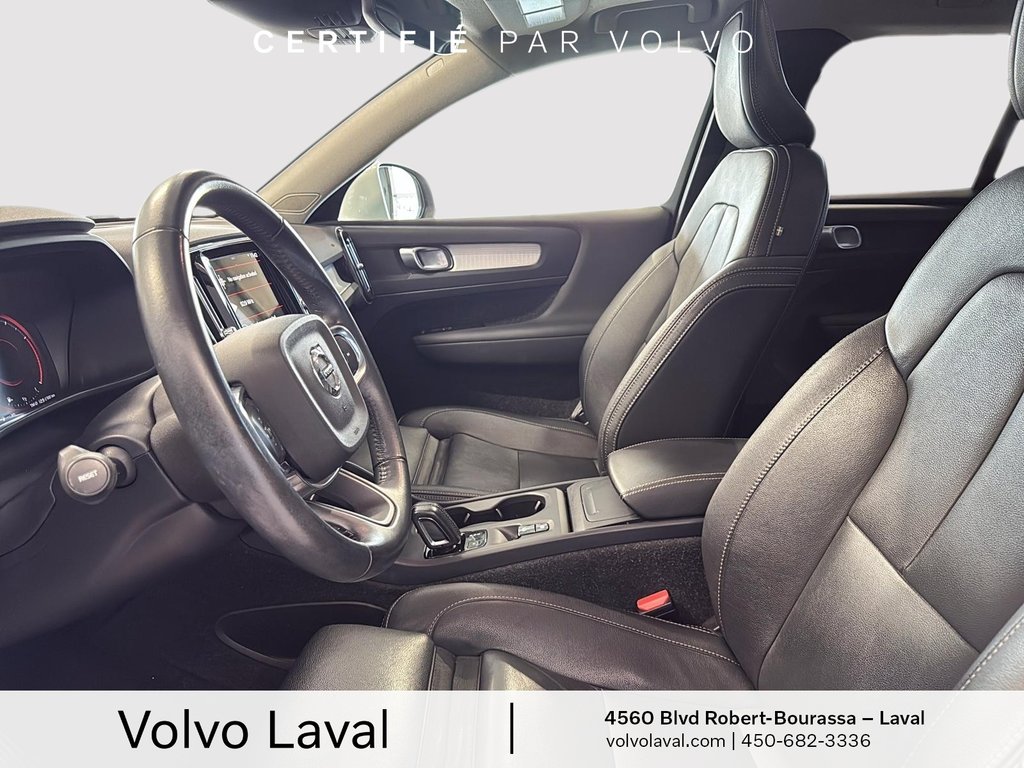 2021 Volvo XC40 Momentum in Laval, Quebec - 8 - w1024h768px
