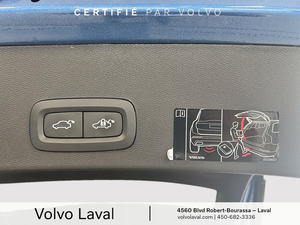 Volvo XC40 R-Design 2021 à Laval, Québec - 19 - w1024h768px