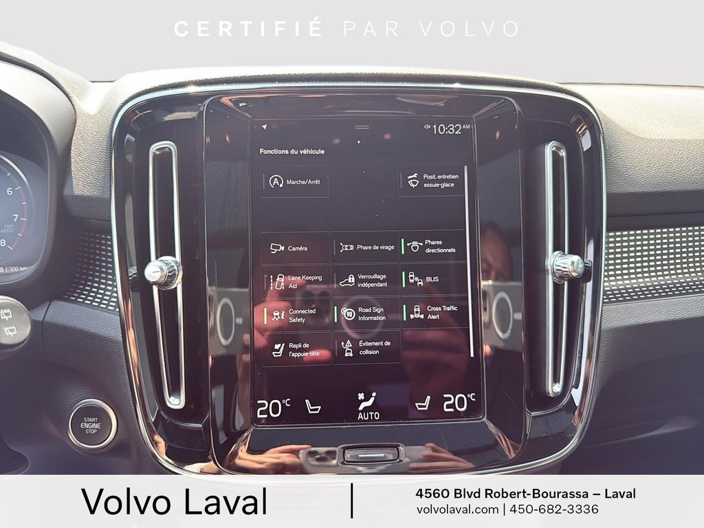 2021 Volvo XC40 R-Design in Laval, Quebec - 15 - w1024h768px