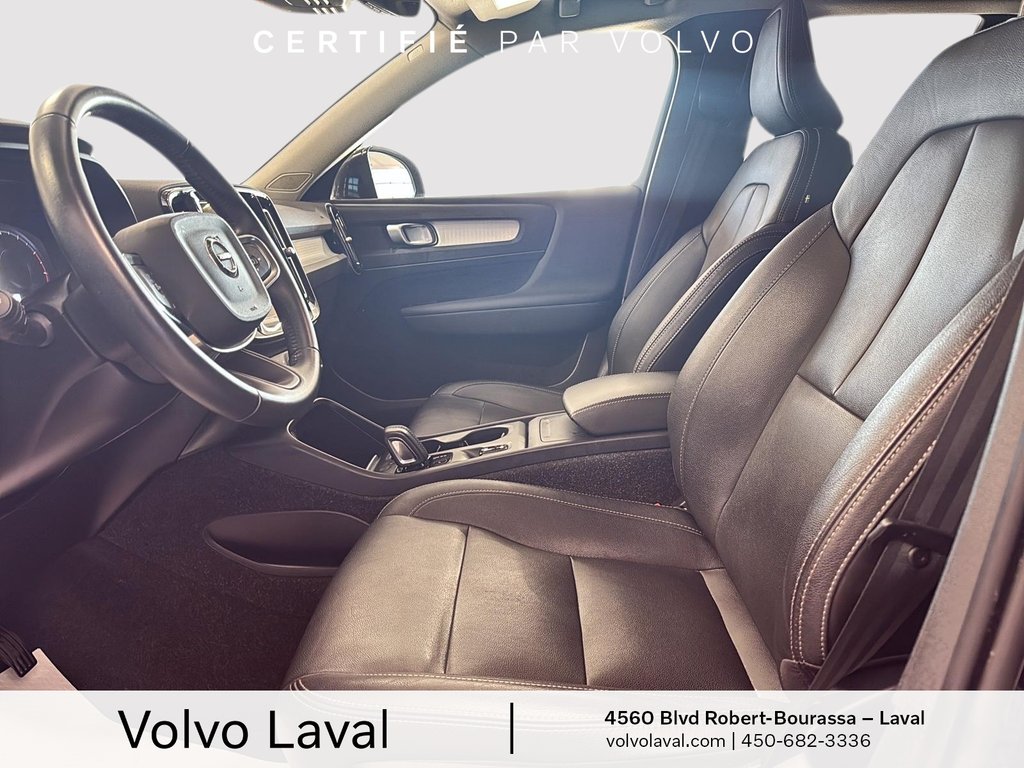 2021 Volvo XC40 Momentum in Laval, Quebec - 8 - w1024h768px