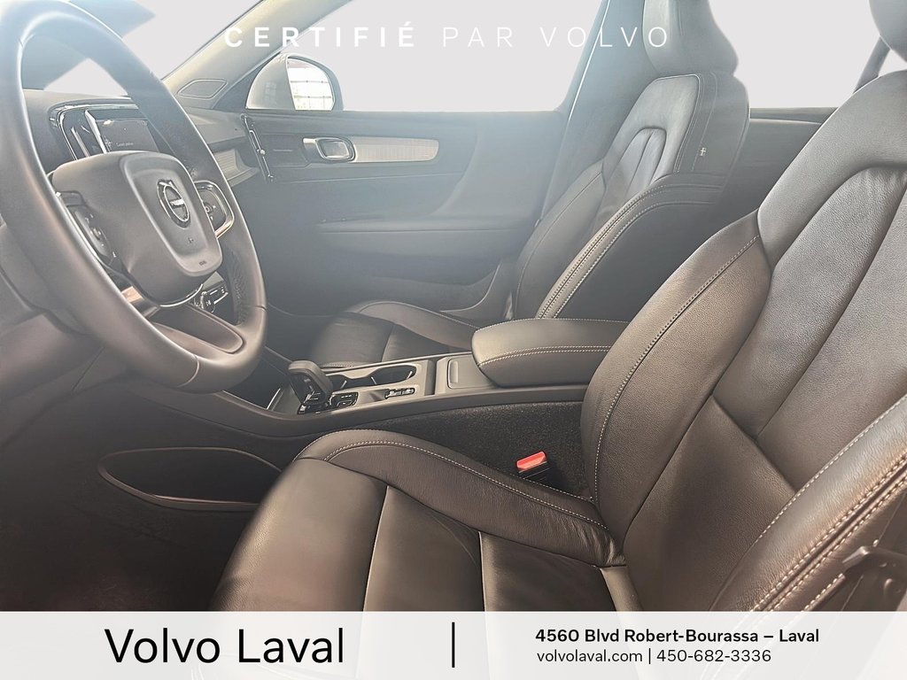 Volvo XC40 Momentum 2022 à Laval, Québec - 10 - w1024h768px