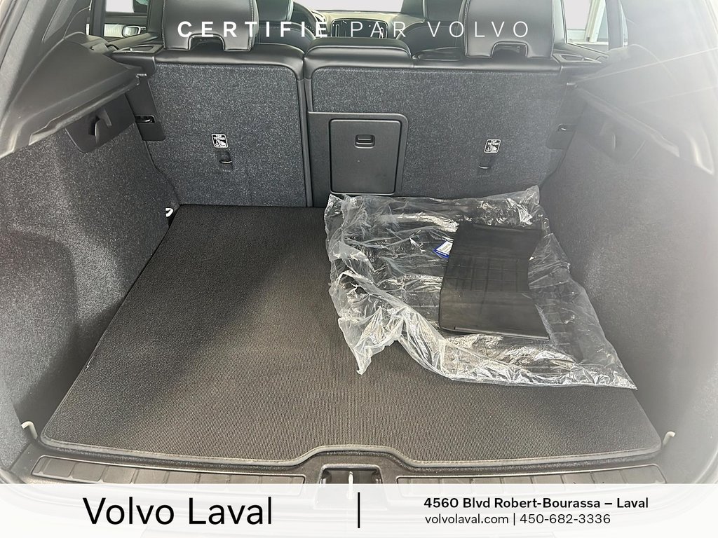 Volvo XC40 Momentum 2022 à Laval, Québec - 22 - w1024h768px