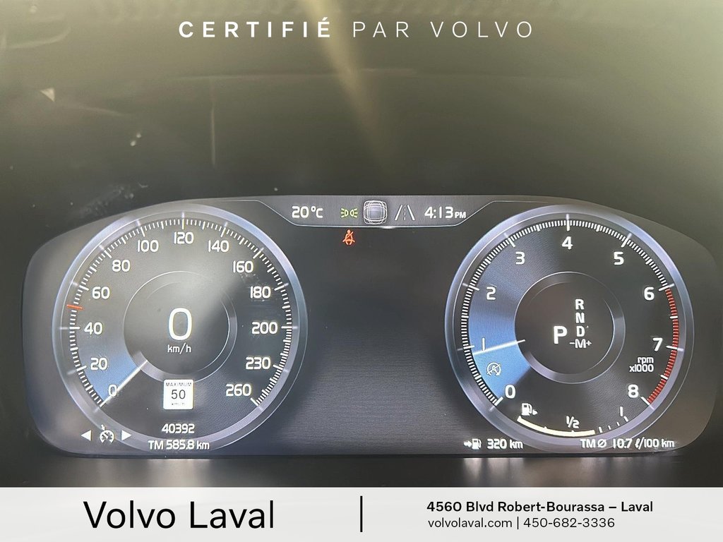 Volvo XC40 R-Design 2022 à Laval, Québec - 16 - w1024h768px