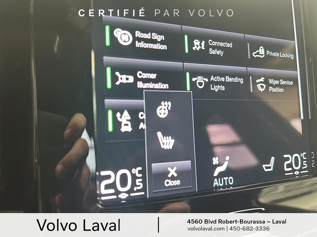 Volvo XC40 R-Design 2022 à Laval, Québec - 18 - w1024h768px