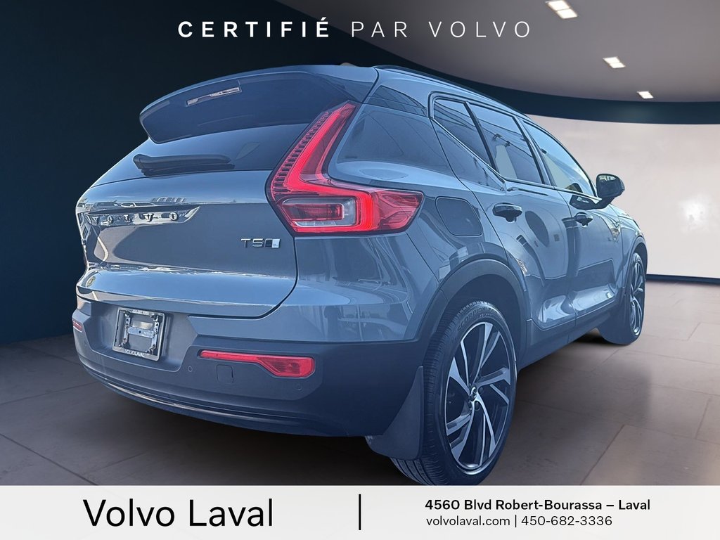 2022 Volvo XC40 R-Design in Laval, Quebec - 4 - w1024h768px