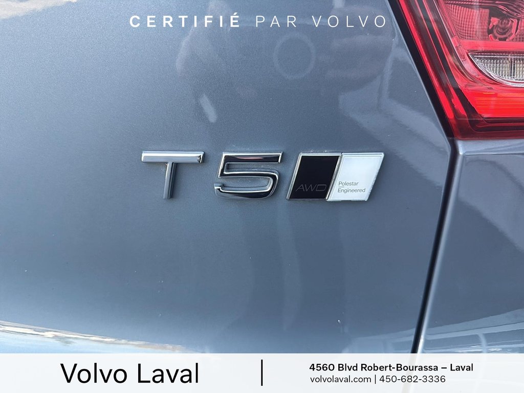 2022 Volvo XC40 R-Design in Laval, Quebec - 21 - w1024h768px