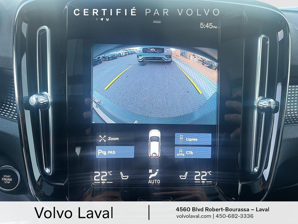 Volvo XC40 R-Design 2022 à Laval, Québec - 12 - w1024h768px
