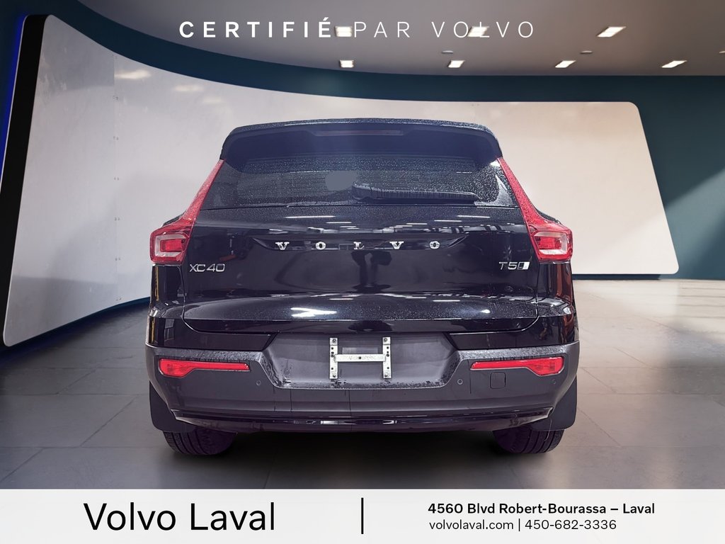 Volvo XC40 R-Design 2022-4