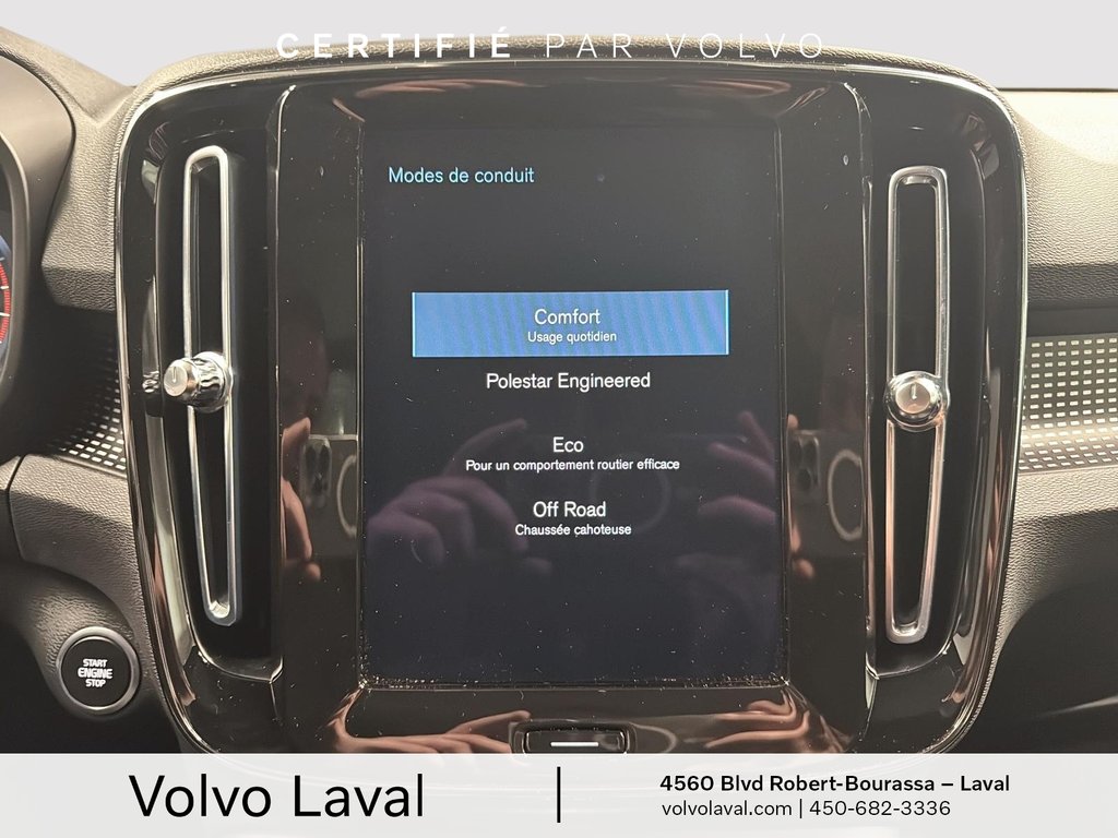 Volvo XC40 R-Design 2022 à Laval, Québec - 17 - w1024h768px