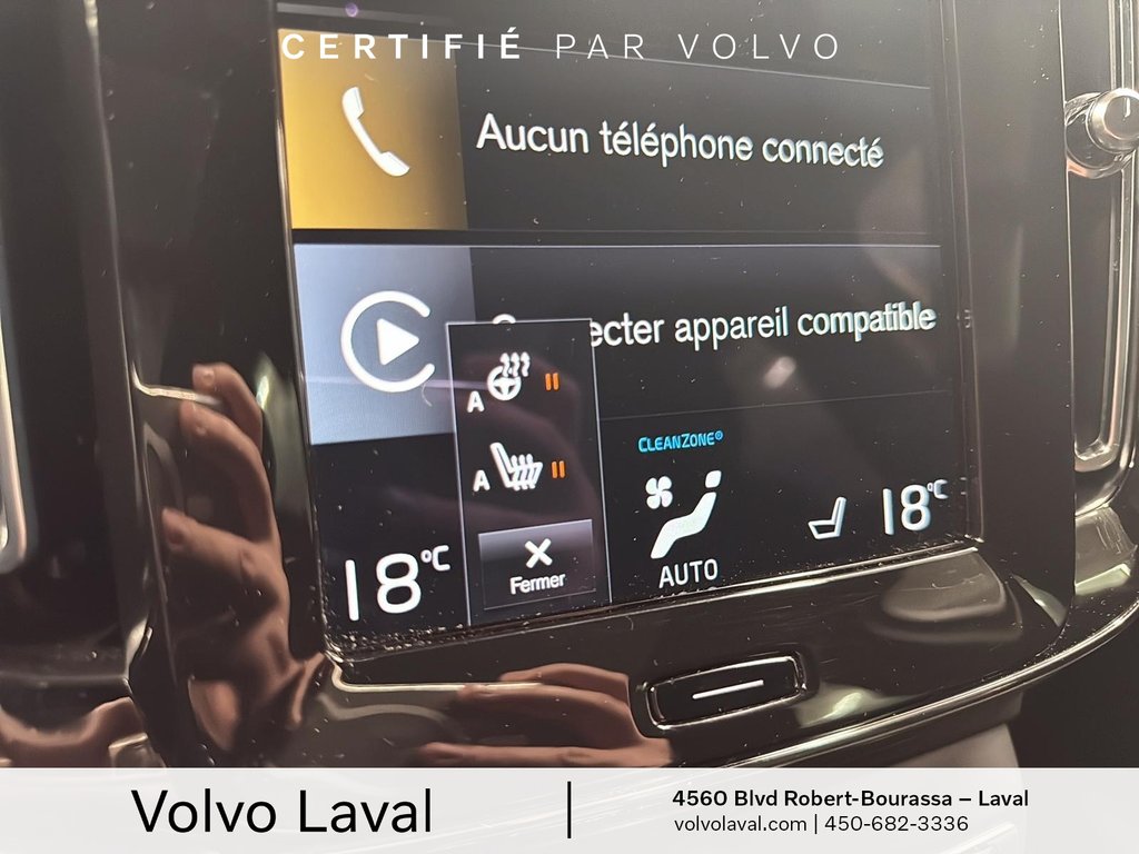 Volvo XC40 R-Design 2022 à Laval, Québec - 14 - w1024h768px