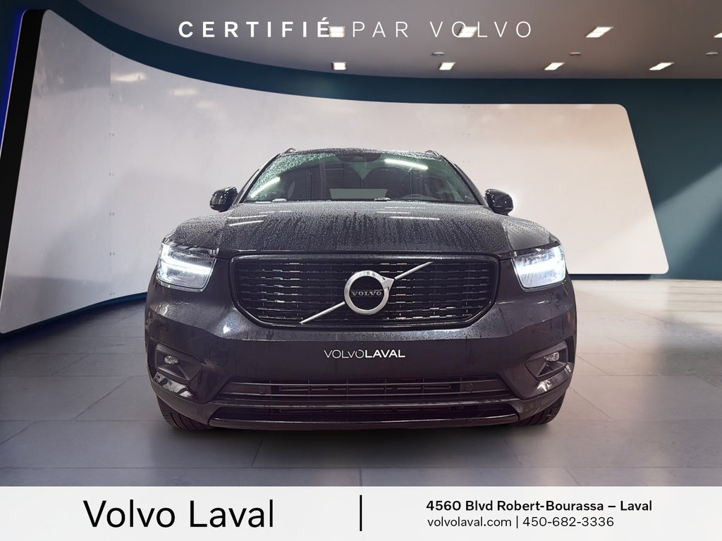 Volvo XC40 R-Design 2022-1