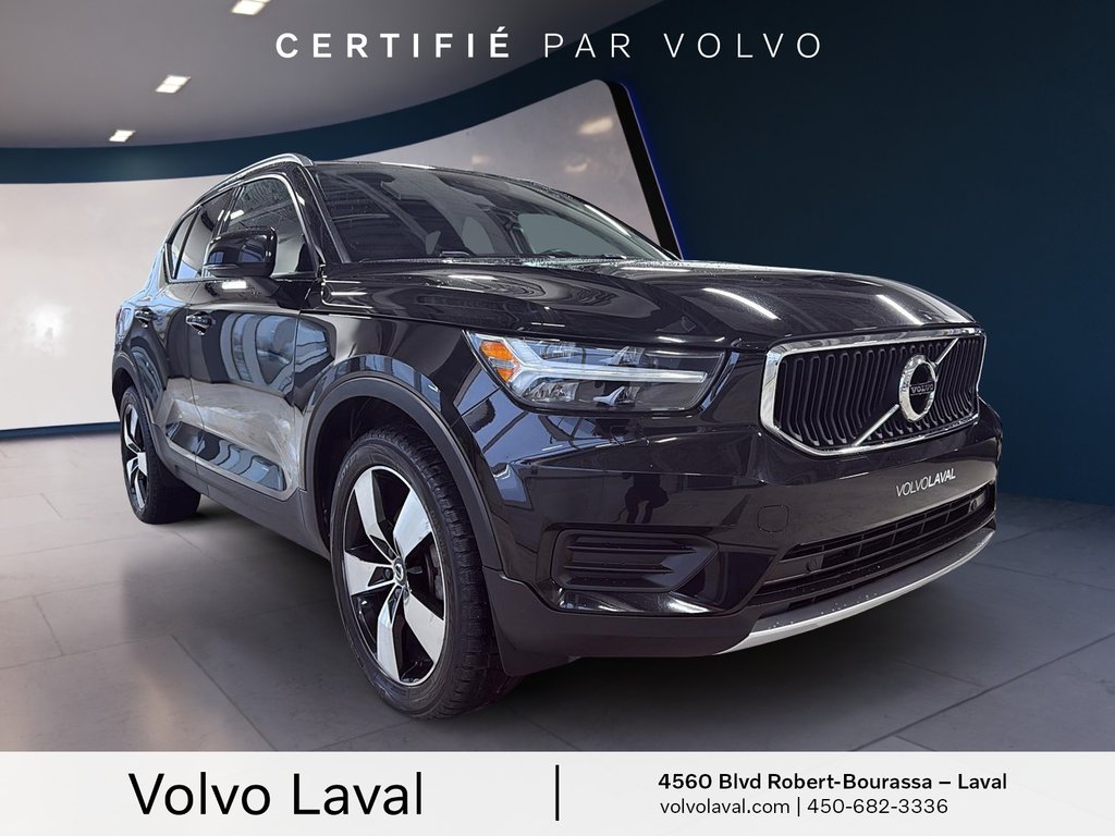 Volvo XC40 Momentum 2022-2