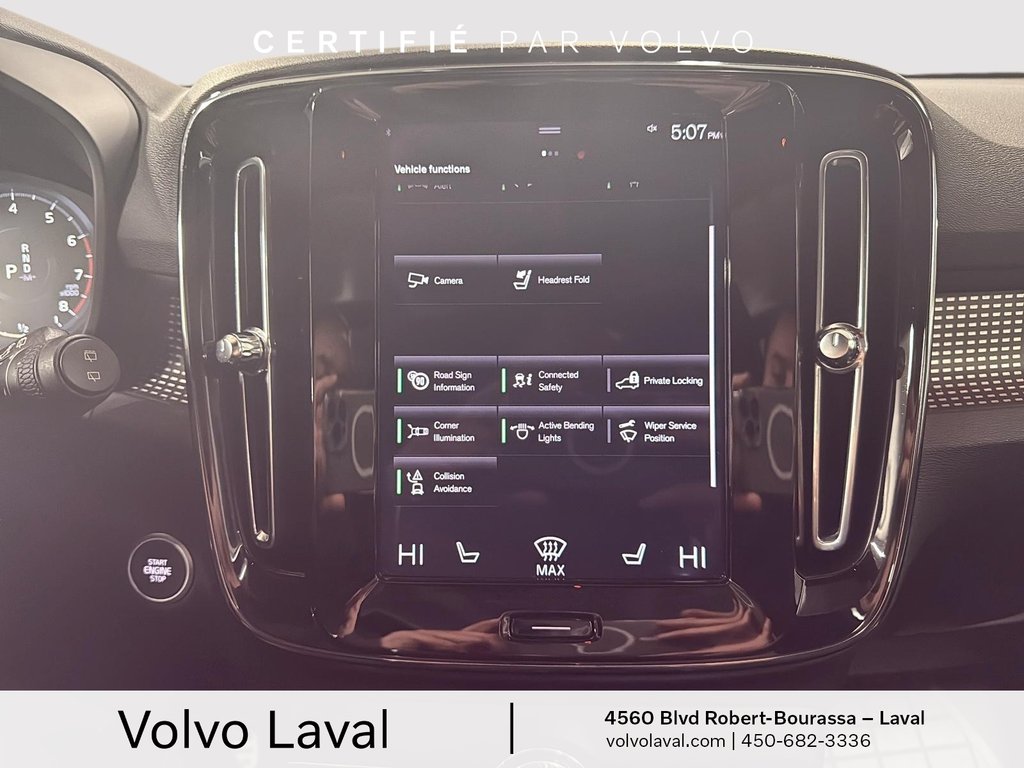 Volvo XC40 R-Design 2022 à Laval, Québec - 17 - w1024h768px