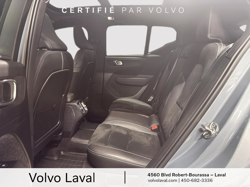 Volvo XC40 R-Design 2022 à Laval, Québec - 10 - w1024h768px