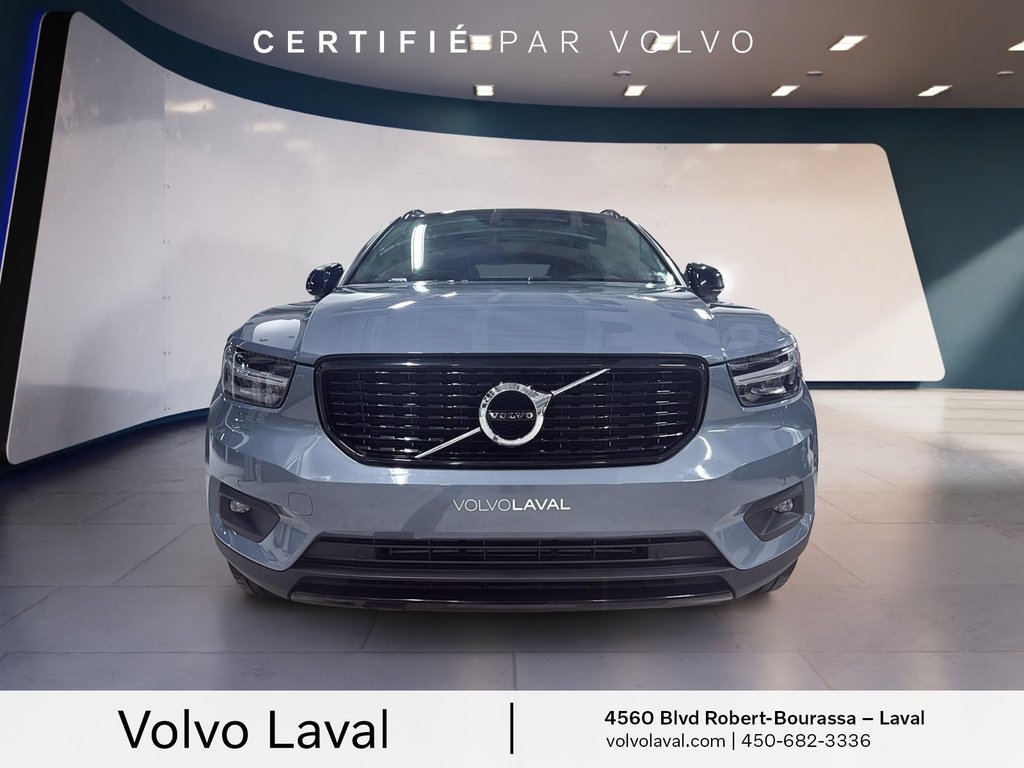 Volvo XC40 R-Design 2022-1