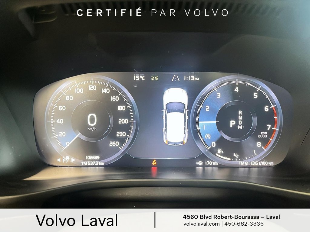 Volvo XC40 R-Design 2022 à Laval, Québec - 9 - w1024h768px