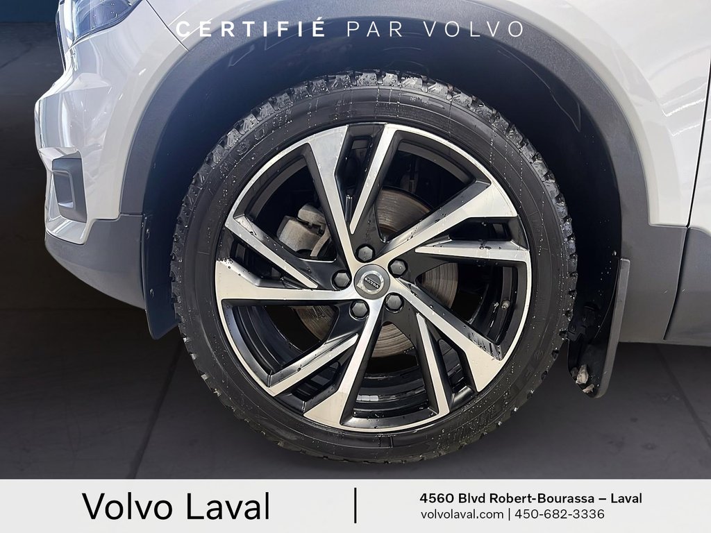 Volvo XC40 R-Design 2022 à Laval, Québec - 4 - w1024h768px