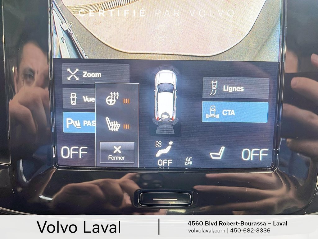Volvo XC40 R-Design 2022 à Brossard, Québec - 17 - w1024h768px