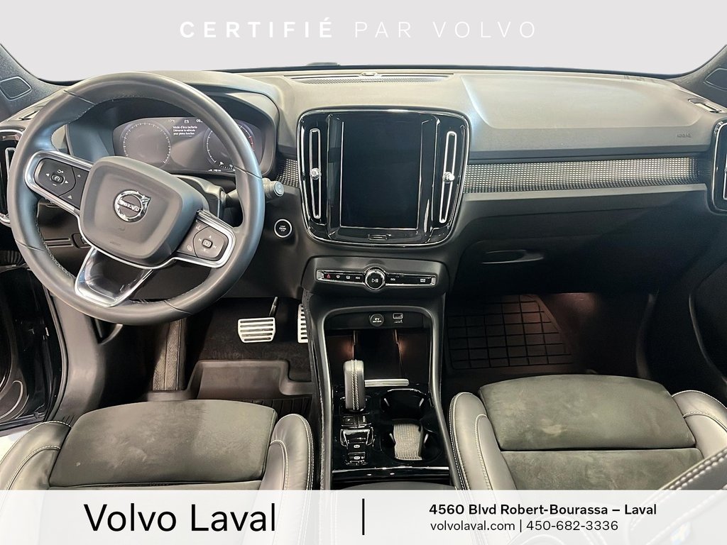 Volvo XC40 R-Design 2022 à Brossard, Québec - 11 - w1024h768px