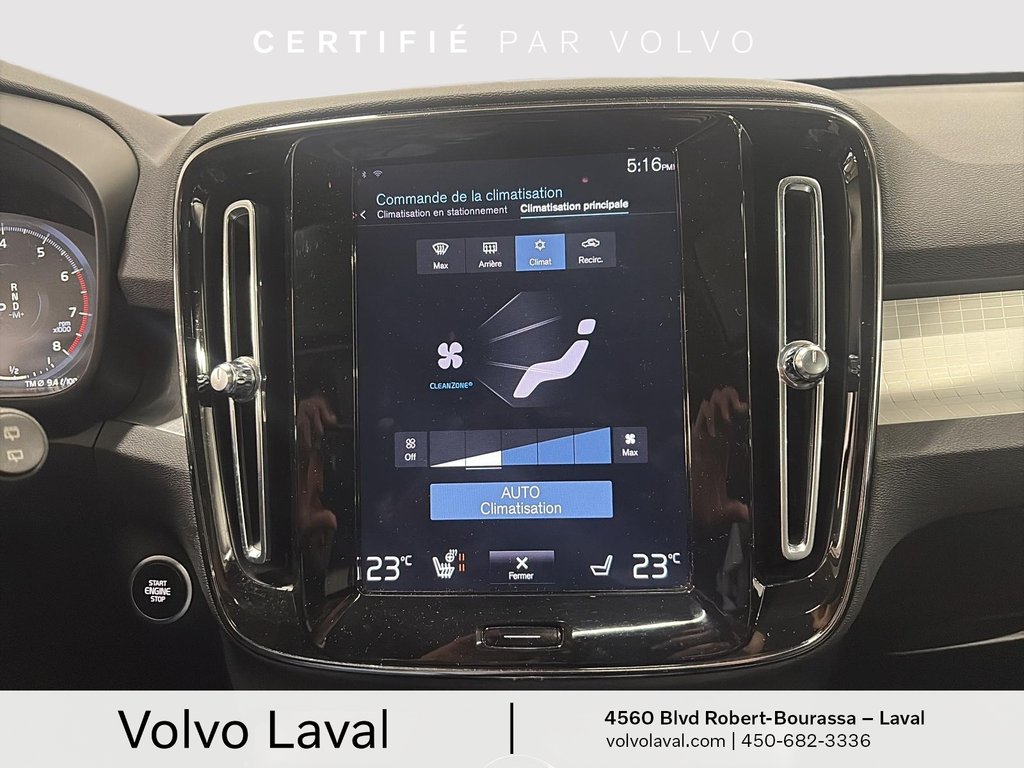 2022 Volvo XC40 Momentum in Brossard, Quebec - 24 - w1024h768px