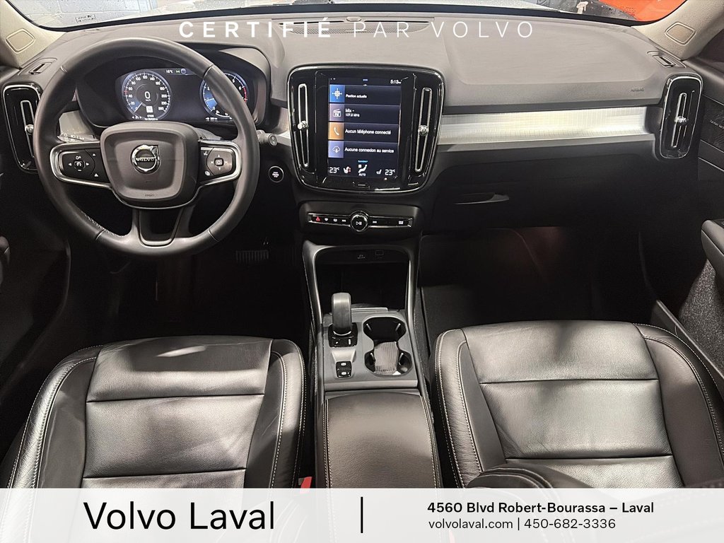 2022 Volvo XC40 Momentum in Brossard, Quebec - 15 - w1024h768px