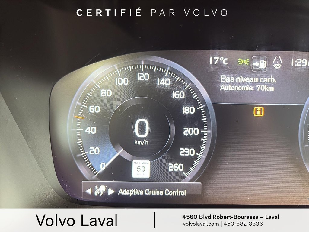 Volvo XC40 R-Design 2022 à Brossard, Québec - 20 - w1024h768px