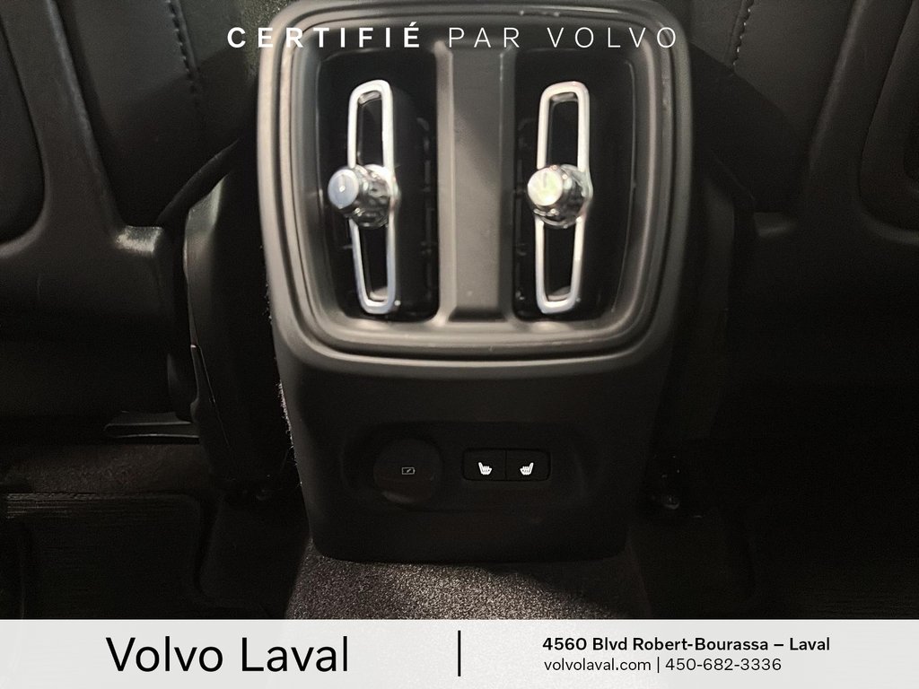 Volvo XC40 R-Design 2022 à Brossard, Québec - 14 - w1024h768px