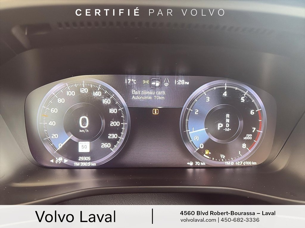 Volvo XC40 R-Design 2022 à Brossard, Québec - 18 - w1024h768px
