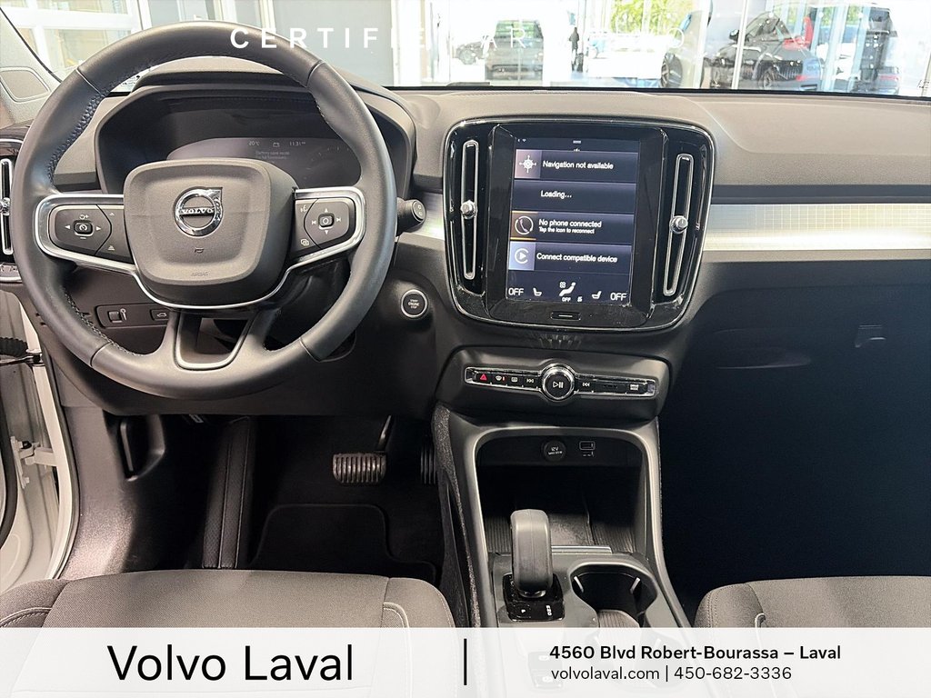 Volvo XC40 Momentum 2022 à Laval, Québec - 8 - w1024h768px