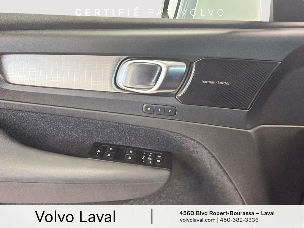 Volvo XC40 Momentum 2022 à Laval, Québec - 13 - w1024h768px